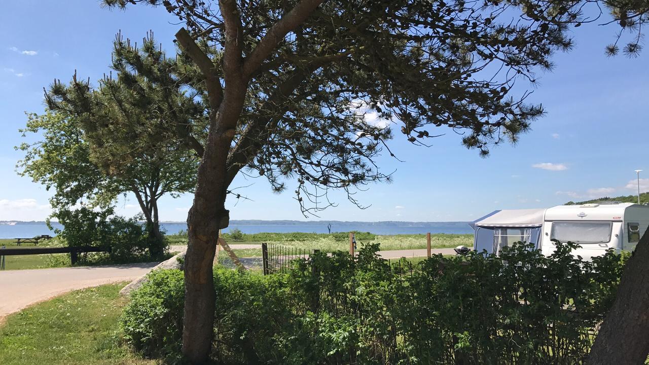 Готель Rosenvold Strand Camping Stouby Екстер'єр фото